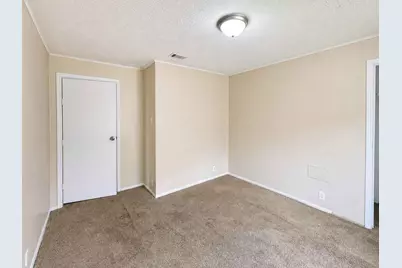 11919 Kingslake Forest Drive, Houston, TX 77044 - Photo 31