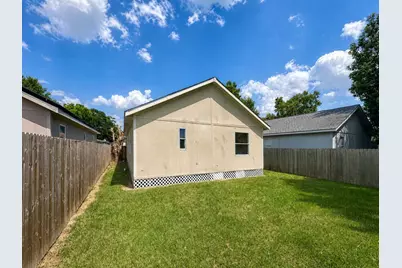 11919 Kingslake Forest Drive, Houston, TX 77044 - Photo 3