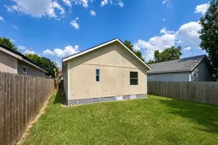 11919 Kingslake Forest Dr, Houston, TX 77044 - Photo 3