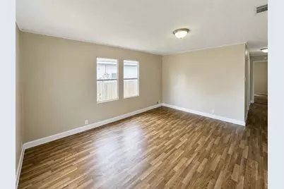 11919 Kingslake Forest Drive, Houston, TX 77044 - Photo 7