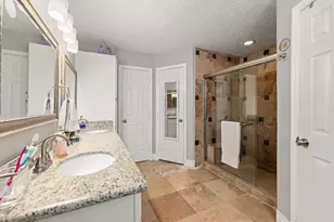 8207 Colonial Oaks Ln, Spring, TX 77379 - Photo 23