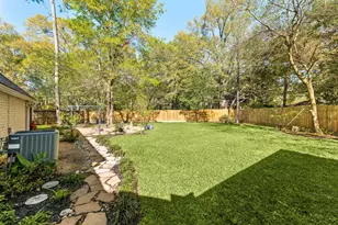 8207 Colonial Oaks Ln, Spring, TX 77379 - Photo 33