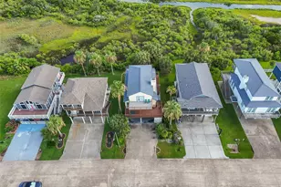 22517 Bay Point Dr, Galveston, TX 77554 - Photo 21