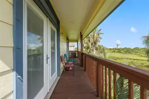 22517 Bay Point Dr, Galveston, TX 77554 - Photo 13