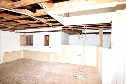 702 Upton Avenue, Schulenburg, TX 78956 - Photo 17