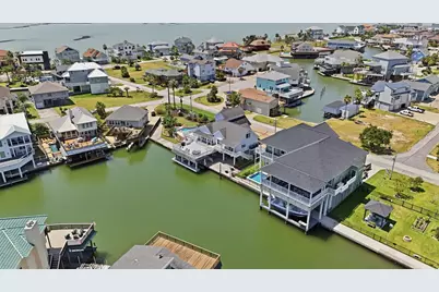 208 Coconut Street, Tiki Island, TX 77554 - Photo 31