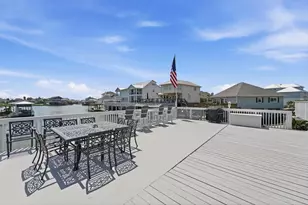 208 Coconut St, Tiki Island, TX 77554 - Photo 13