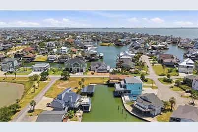 208 Coconut Street, Tiki Island, TX 77554 - Photo 29