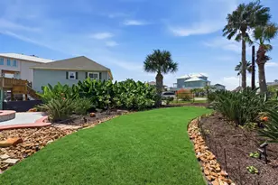 208 Coconut St, Tiki Island, TX 77554 - Photo 23