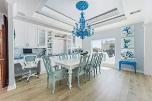 208 Coconut St, Tiki Island, TX 77554 - Photo 5