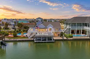 208 Coconut St, Tiki Island, TX 77554 - Photo 1