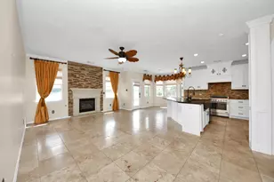1805 Jasmine Hollow Ln, Pearland, TX 77581 - Photo 11
