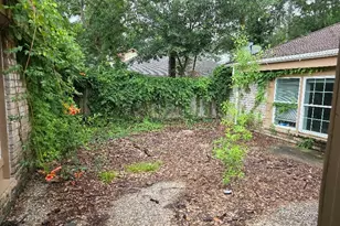 18023 Bambriar Dr, Houston, TX 77090 - Photo 3