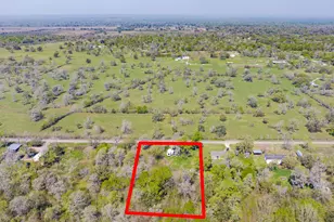 329 Co Rd 472, Sweeny, TX 77480 - Photo 1