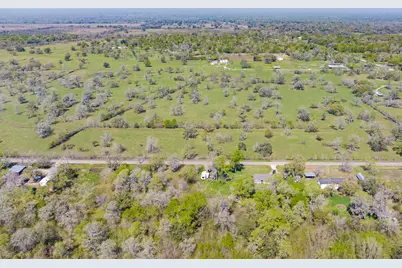 329 County Road 472, Sweeny, TX 77480 - Photo 17