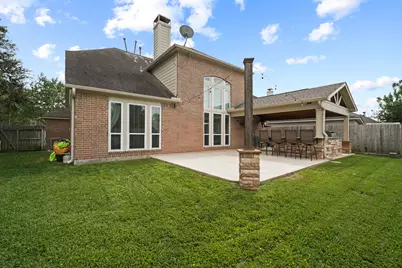 3101 Red Maple Drive, Friendswood, TX 77546 - Photo 45