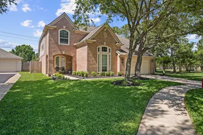 3101 Red Maple Drive, Friendswood, TX 77546 - Photo 1
