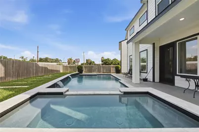 8903 Grovner Place, Houston, TX 77055 - Photo 31