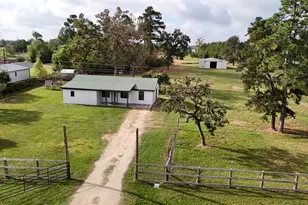 27540 Foxwood Dr, Waller, TX 77484 - Photo 21