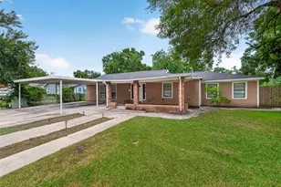 1504 Lawrence Ave, Pasadena, TX 77506 - Photo 1