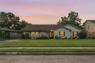 10306 Metronome Dr, Houston, TX 77043 - Photo 1