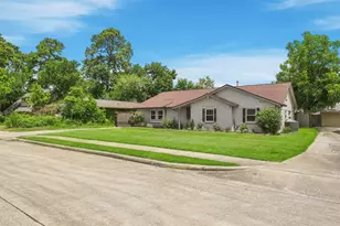 10306 Metronome Dr, Houston, TX 77043 - Photo 49
