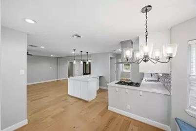 10306 Metronome Drive, Houston, TX 77043 - Photo 13