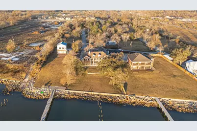 2011 Crescent Drive, La Porte, TX 77571 - Photo 9
