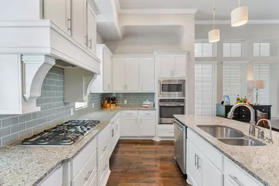 637 Middle Street, Houston, TX 77003 - Photo 15