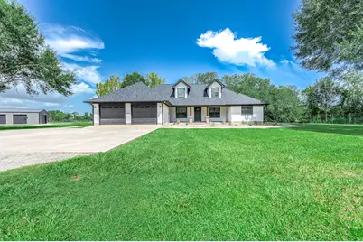 16610 Meadow Lane, Danbury, TX 77534 - Photo 3