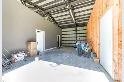 16610 Meadow Lane, Danbury, TX 77534 - Photo 35