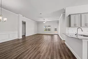 14 Keystone Ct, Angleton, TX 77515 - Photo 3