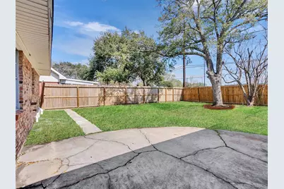 2305 Peach Lane, Pasadena, TX 77502 - Photo 35