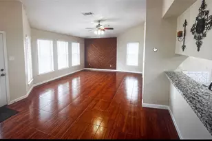 8210 Twin Tree Ln, Houston, TX 77071 - Photo 25