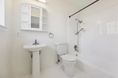 9642 Judalon Lane, Houston, TX 77063 - Photo 17