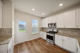 14551 Maple Field Dr, Houston, TX 77069 - Photo 7