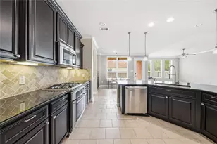 5303 Mesquite Willow Ln, Rosharon, TX 77583 - Photo 13