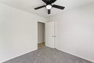 7725 St Lo Rd, Houston, TX 77033 - Photo 17