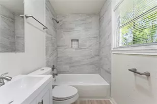 7725 St Lo Rd, Houston, TX 77033 - Photo 25