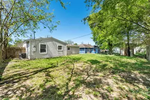 7725 St Lo Rd, Houston, TX 77033 - Photo 27