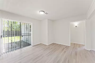 7725 St Lo Road, Houston, TX 77033 - Photo 15