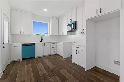 135 S Virginia Avenue, La Porte, TX 77571 - Photo 5