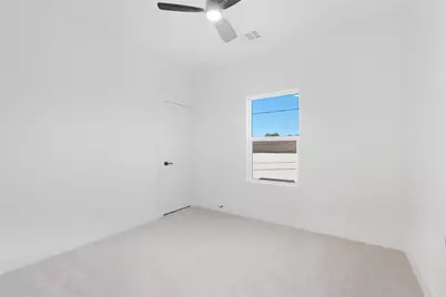 135 S Virginia Avenue, La Porte, TX 77571 - Photo 13