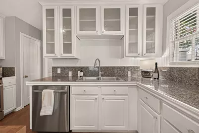 2019 Gostick Street, Houston, TX 77008 - Photo 21