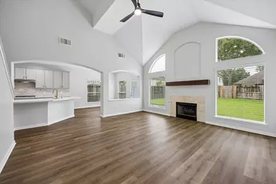 9127 Stoneleigh Drive, Sugar Land, TX 77479 - Photo 11