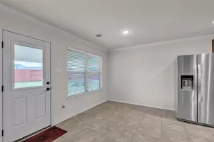 13706 Lacy Cove Ct, Houston, TX 77034 - Photo 11