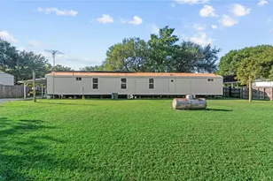 22202 Maplewood Dr, Katy, TX 77449 - Photo 3