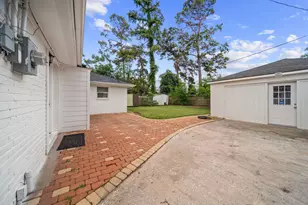 10011 Westview Dr, Houston, TX 77055 - Photo 15