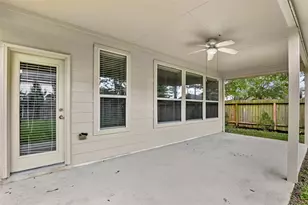 26032 Royal Emerald Ln, Kingwood, TX 77339 - Photo 7
