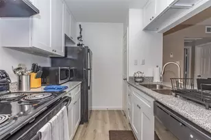 9707 N Timberside Dr, Houston, TX 77025 - Photo 5